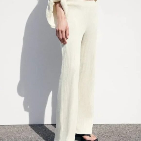 Zara Ivory Ribbed Knit Set - Picture 11 of 16